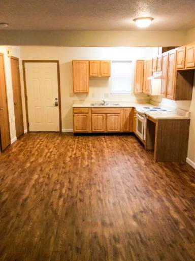 Main picture of 302 Sanders St
