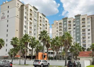 Main picture of 7383 Universal Blvd