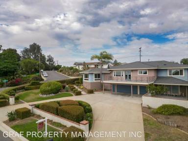 Main picture of 3324 Seacrest Dr