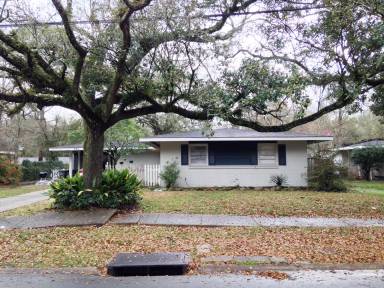 Main picture of 255 Cloud Dr