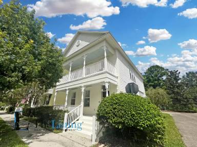 Main picture of 5367 Brady Ln
