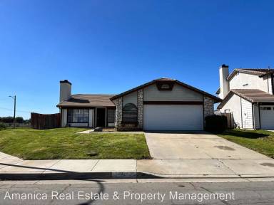 Main picture of 13925 Chara St