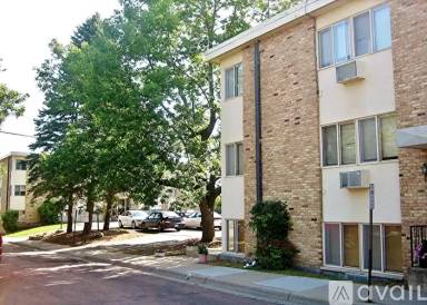 Main picture of 500 2nd St