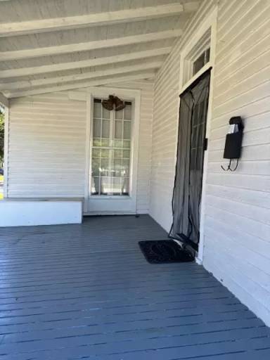 Main picture of 1318 Rhodes St