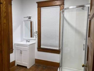 Main picture of 218 Brook St