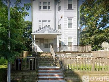 Main picture of 26 Angell St