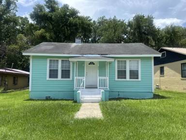 Main picture of 406 Williams St