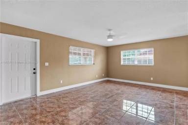 Main picture of 29921 SW 147th Ave