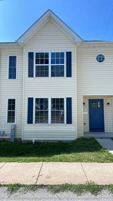 Main picture of 2 Hersh Ave