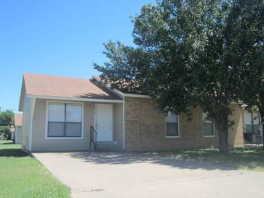 Main picture of 1640 Ellen Pl