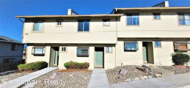 Main picture of 4985 W 7th St