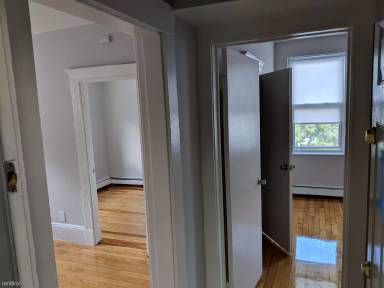 Main picture of 77 Empire St