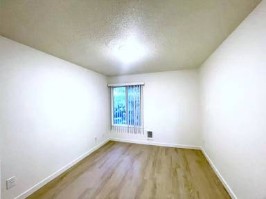 Main picture of Crestview Apartments
