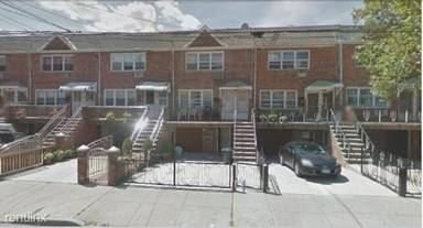 Main picture of 750 E 83rd St