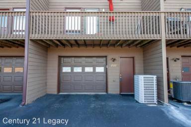 Main picture of 2522 E Lakeview Dr