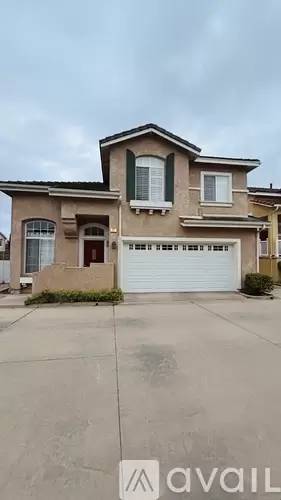 Main picture of 8 Skyflower Ln