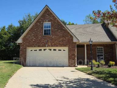 Main picture of 2303 Keegan Dr