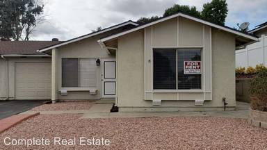 Main picture of 1639 Peacock Blvd