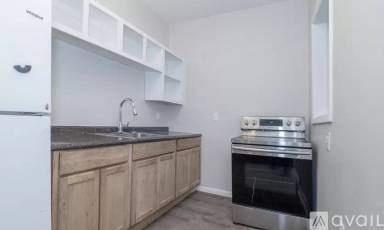 Main picture of 114 2nd Ave