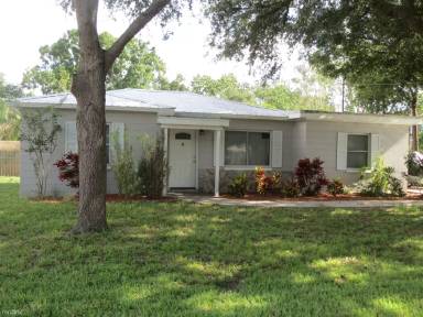 Main picture of 3002 W Meadow St