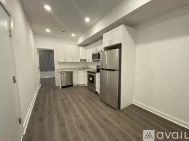 Main picture of 4936 W Thompson St