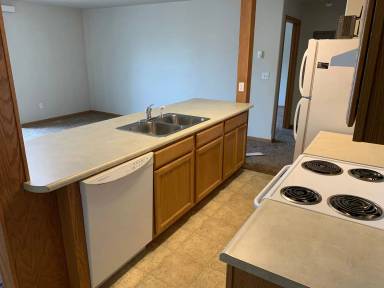 Main picture of 2808 6th St SW