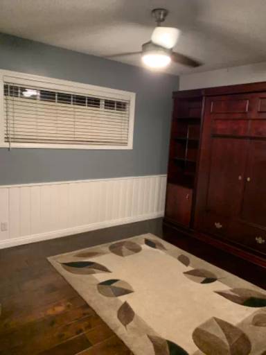 Main picture of 138 E Shady Grove Dr
