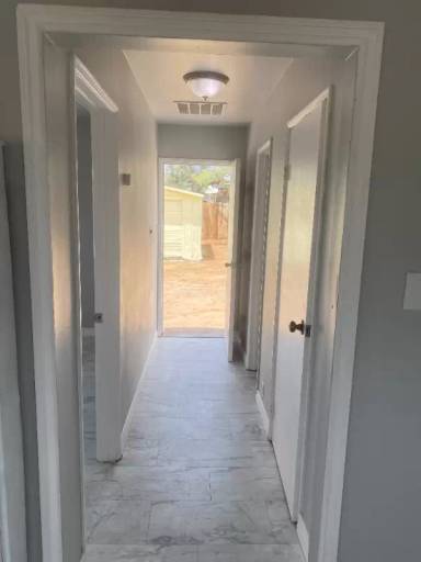 Main picture of 21649 Shaw St