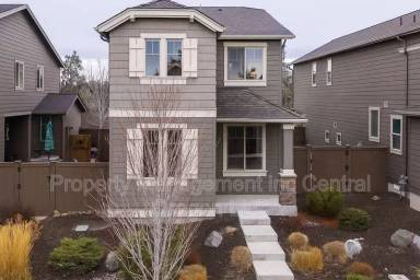 Main picture of 2860 SW Yew Park Ln