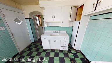 Main picture of 751 E Allegheny Ave