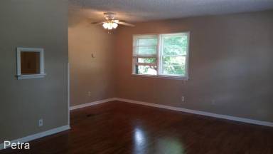 Main picture of 1815 W University Ave