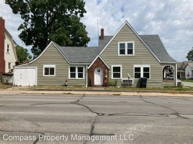 Main picture of 202 E 13th St