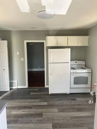 Main picture of 1338 S State St
