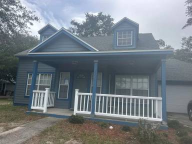Main picture of 2236 NE 13th Ave