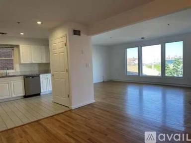 Main picture of 8905 Riverside Pl
