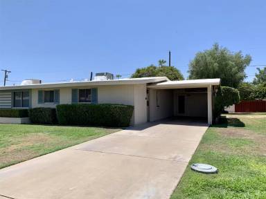 Main picture of 10845 W Windsor Dr