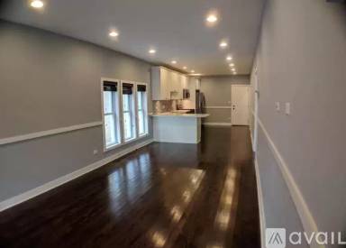 Main picture of 2028 N Keeler Ave