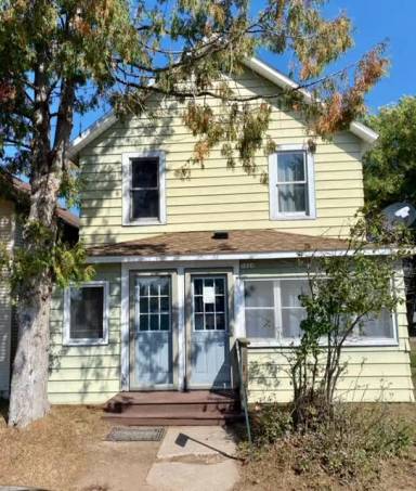 Main picture of 1026 2nd Ave