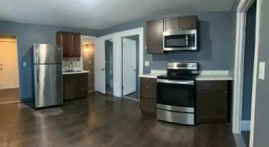 Main picture of 421 Logan St