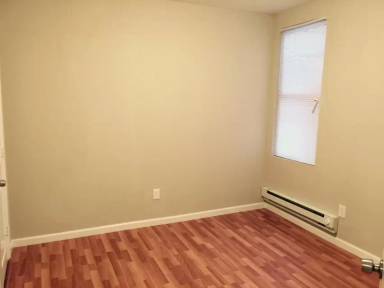 Main picture of 1936 Georgian Rd