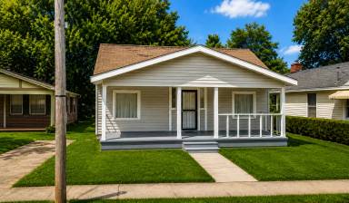 Main picture of 1003 S McLean Blvd