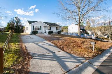 Main picture of 4100 Tranquil Rd