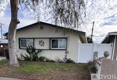 Main picture of 760 El Nido St