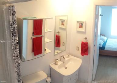 Main picture of South River Condominium