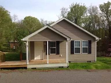 Main picture of 40 Deaver Park Cir