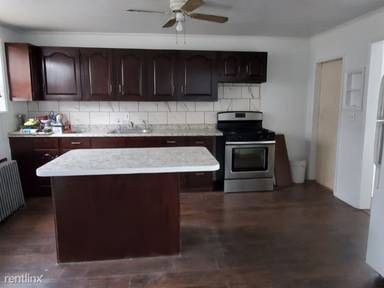 Main picture of 929 S 4th St