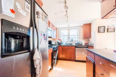 Main picture of 2 Boylston St