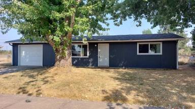 Main picture of 650 N 4th St