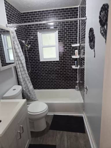 Main picture of 3438 Midlawn Ave