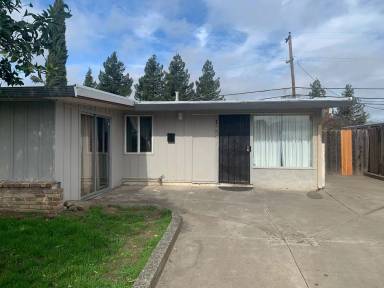 Main picture of 1466 Kansas St